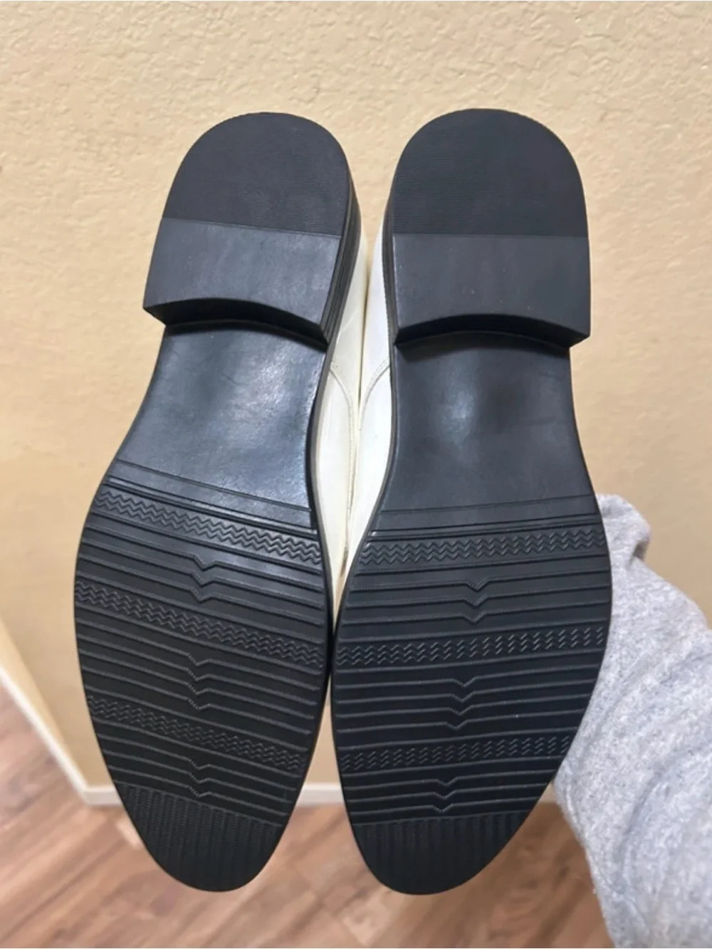 Men's White Lace-Up Dress Shoes